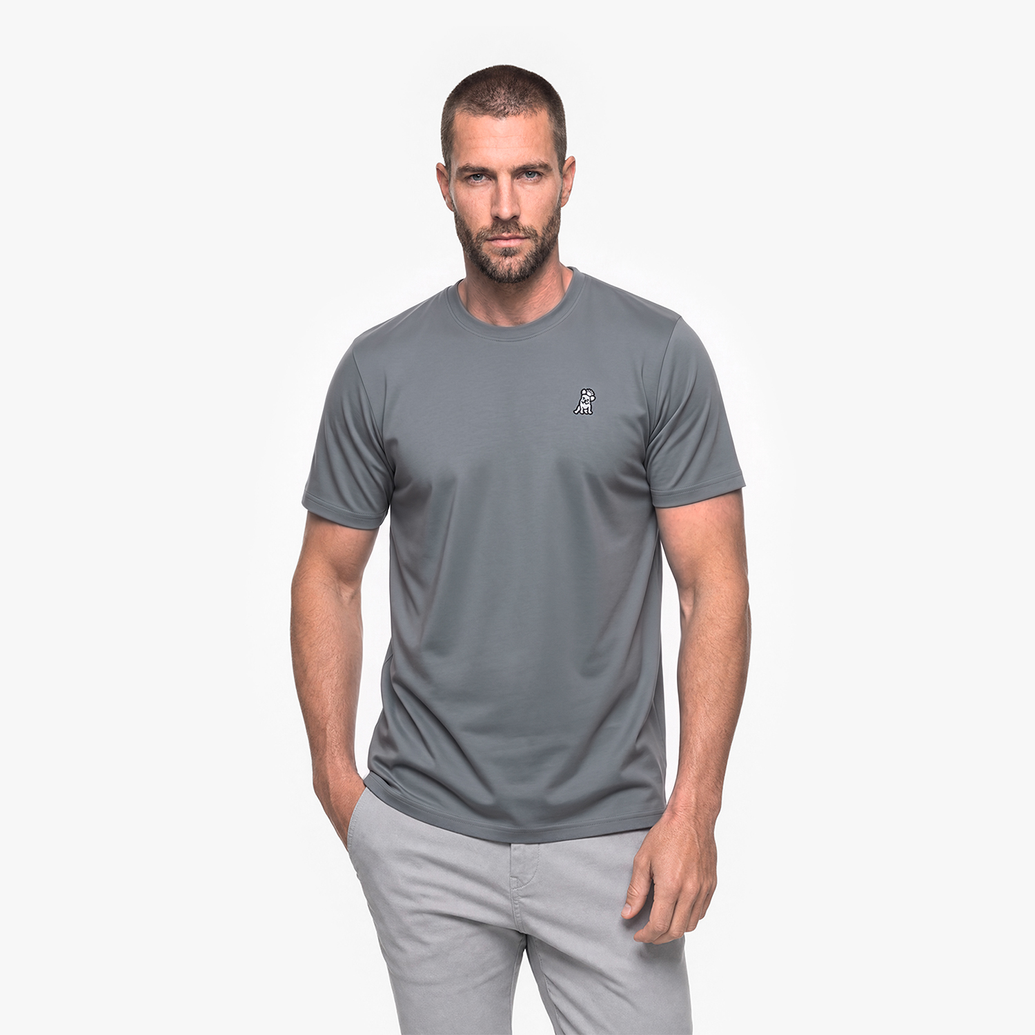 Camiseta Emblema en color Piedra gris